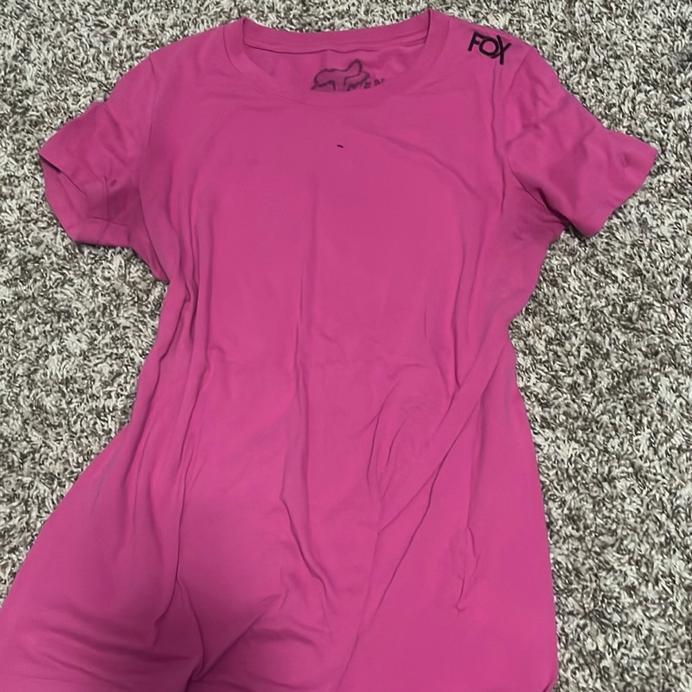 fox pink shirt